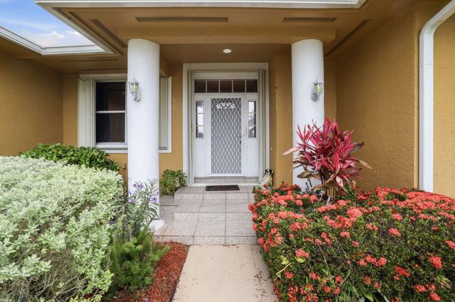 5660 SE Colee Avenue, Stuart, FL 34997