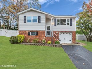 531 Princess Court, Toms River, NJ 08753