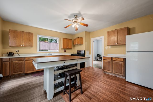 220 Murray Street, Meriden, CT 06450