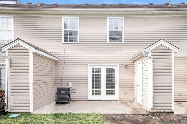 9014 Nathanael Dr, La Vergne, TN 37086
