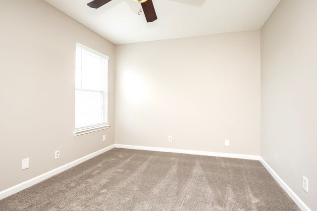 9014 Nathanael Dr, La Vergne, TN 37086