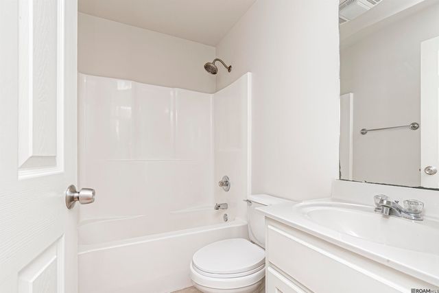 37024 Rivergate Ave, Geismar, LA 70734