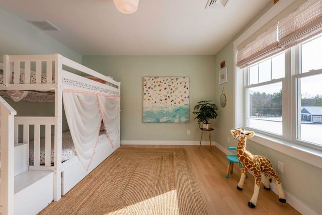 5 John West Road, Exeter, NH 03833