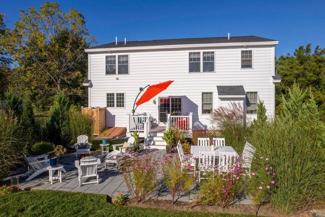 5 John West Road, Exeter, NH 03833