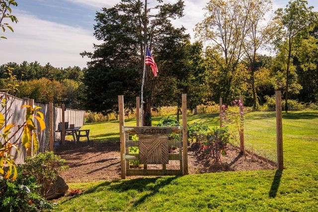 5 John West Road, Exeter, NH 03833