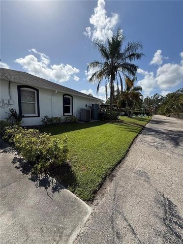 3220 29th AVE NE, Naples, FL 34120