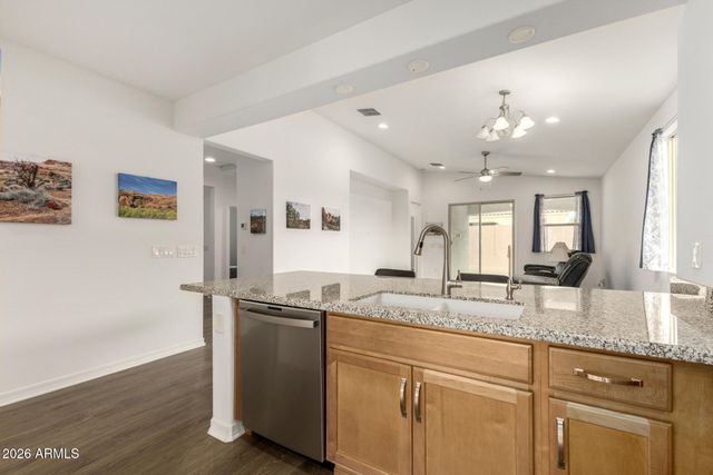 7922 W PASADENA Avenue, Glendale, AZ 85303