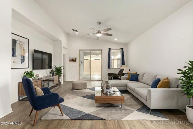 7922 W PASADENA Avenue, Glendale, AZ 85303