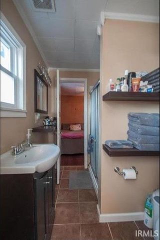 930 W Kirkwood Avenue, Bloomington, IN 47403