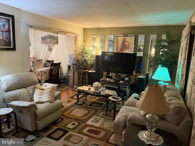 308 WILLOW HILL PL, Landover, MD 20785