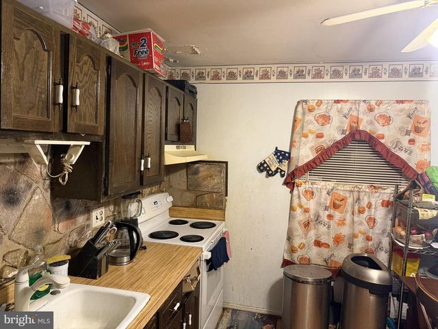 308 WILLOW HILL PL, Landover, MD 20785