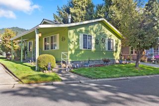 206 NW Creekside Drive, Grants Pass, OR 97526