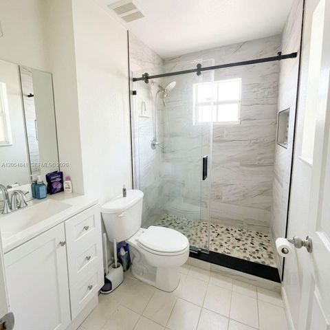 25586 SW 138th Place, Homestead, FL 33032