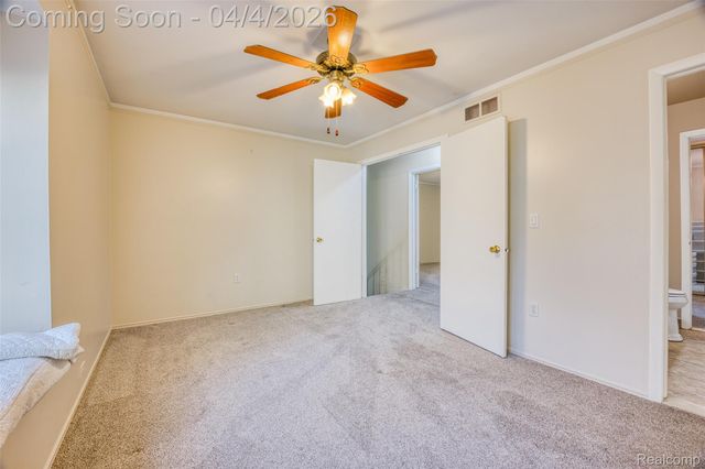 25178 Maplebrooke Drive, Southfield, MI 48033