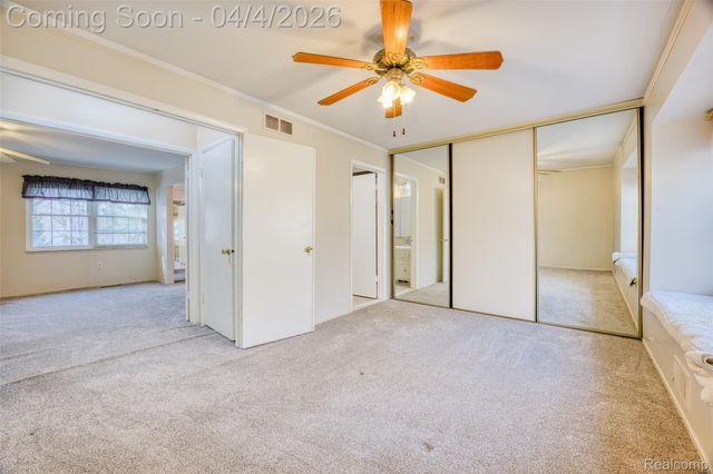 25178 Maplebrooke Drive, Southfield, MI 48033