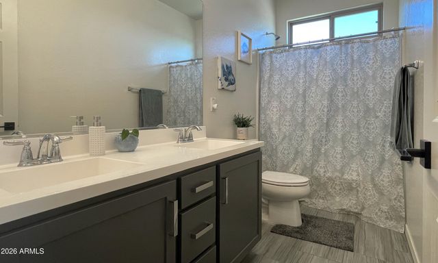 25623 N 21st Avenue, Phoenix, AZ 85085