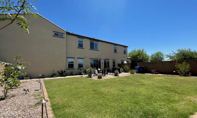 25623 N 21st Avenue, Phoenix, AZ 85085