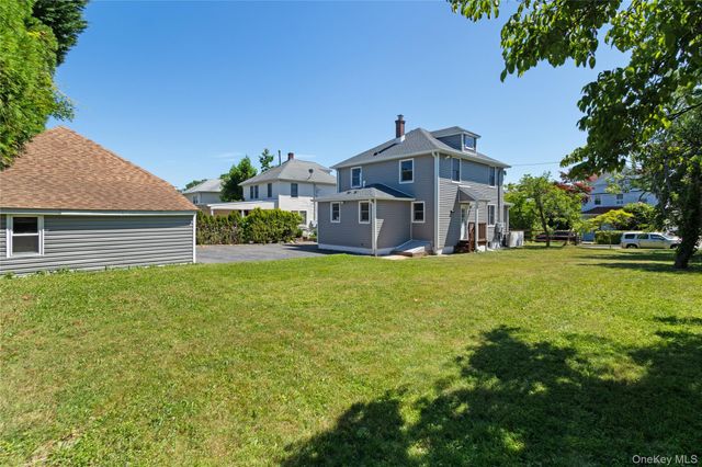 1 Alvin Street 1, Glen Cove, NY 11542