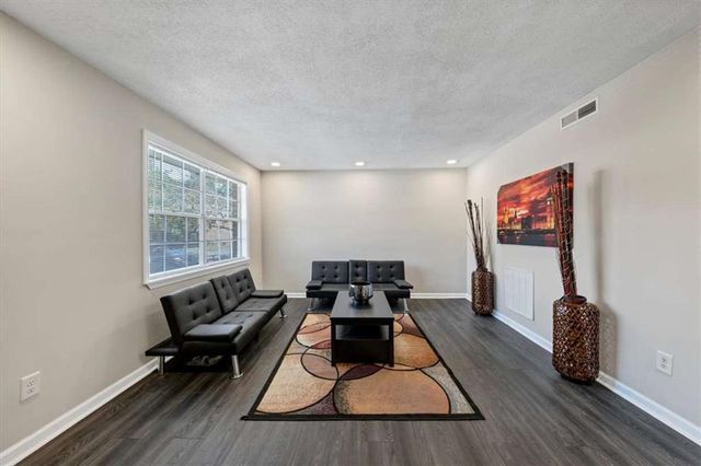 4701 Flat Shoals Road 43H, Union City, GA 30291