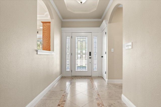 14375 Moss Drive, Redding, CA 96003