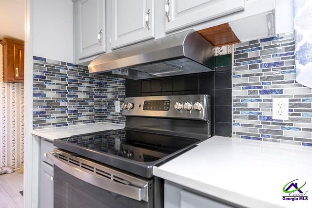 575 Grovania Road, Hawkinsville, GA 31036