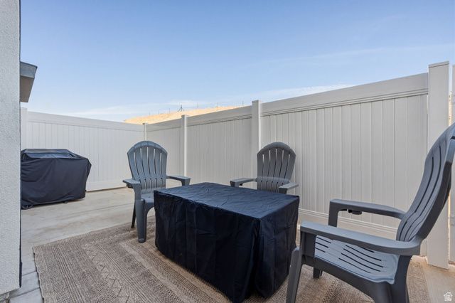 3329 E BIG BEND LN, Washington, UT 84780