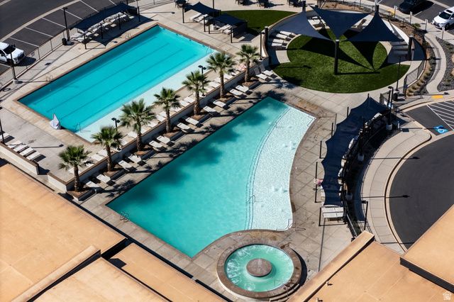 3329 E BIG BEND LN, Washington, UT 84780