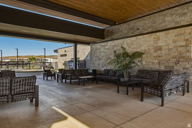 3329 E BIG BEND LN, Washington, UT 84780