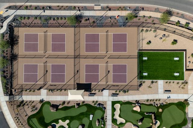 3329 E BIG BEND LN, Washington, UT 84780