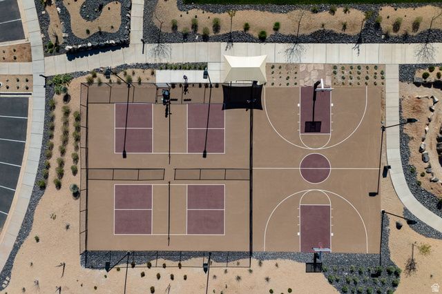 3329 E BIG BEND LN, Washington, UT 84780