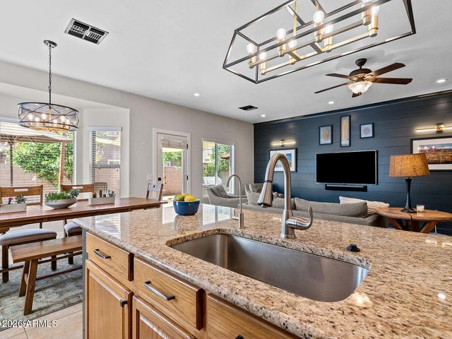 4587 E Barbarita Court, Gilbert, AZ 85234