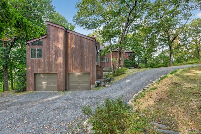 10 Abbott Lane, Cornwall On Hudson, NY 12520