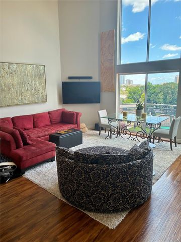 3311 Yupon Street 605, Houston, TX 77006