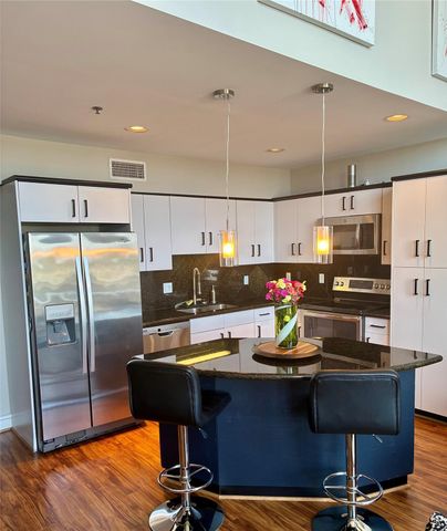 3311 Yupon Street 605, Houston, TX 77006