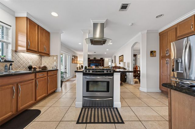 5426 Wigton Drive, Houston, TX 77096