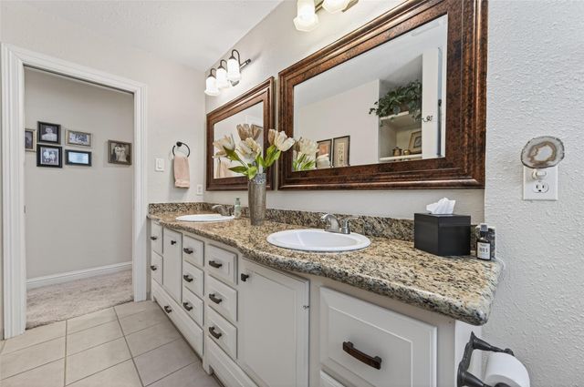 5426 Wigton Drive, Houston, TX 77096