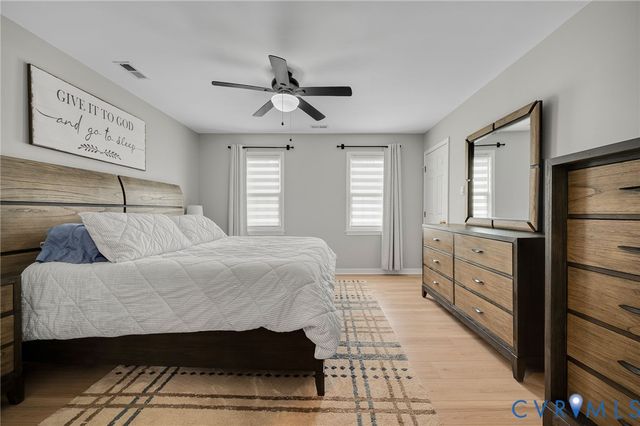 7467 Zorbas Ln, Mechanicsville, VA 23111