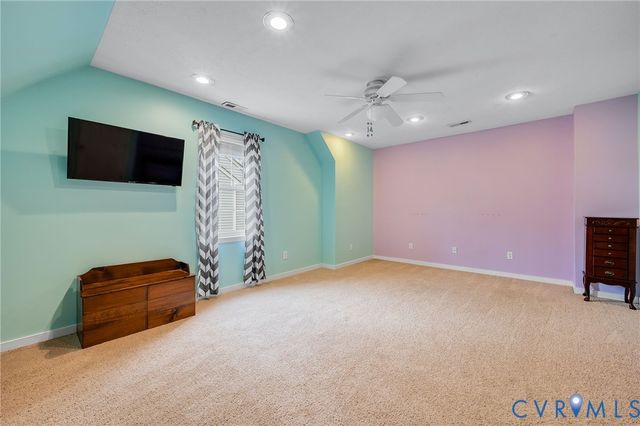 7467 Zorbas Ln, Mechanicsville, VA 23111