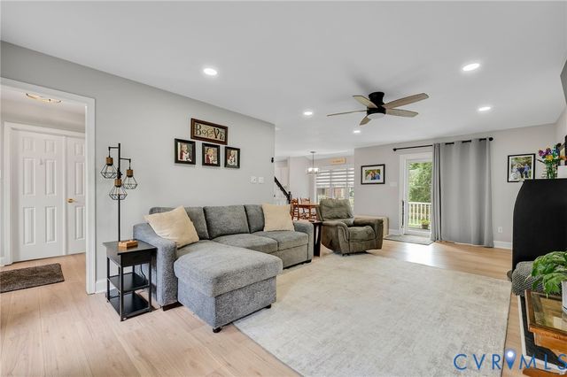 7467 Zorbas Ln, Mechanicsville, VA 23111