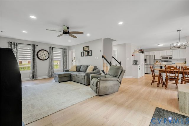 7467 Zorbas Ln, Mechanicsville, VA 23111