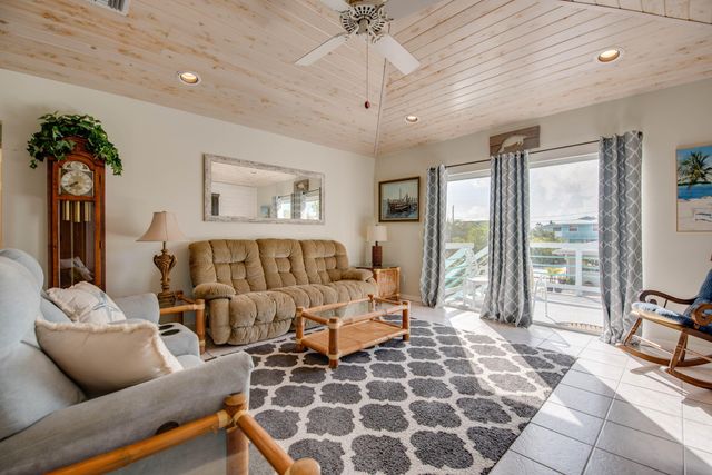 30890 Granada Avenue, Big Pine Key, FL 33043