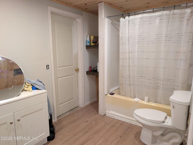 110 SILVER LAKE Drive, Hawthorne, FL 32640