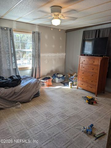 110 SILVER LAKE Drive, Hawthorne, FL 32640