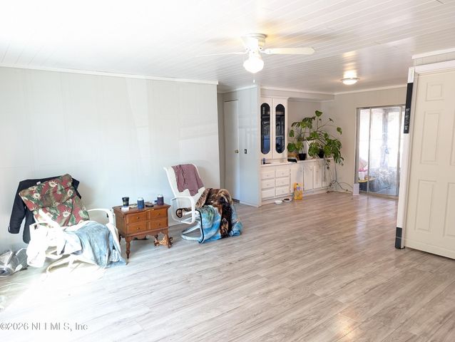 110 SILVER LAKE Drive, Hawthorne, FL 32640