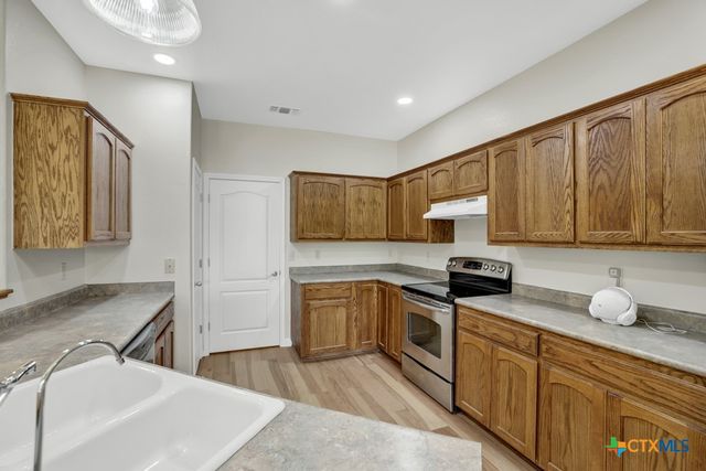 2116 Bentwood Drive, New Braunfels, TX 78130