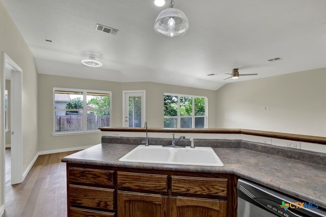 2116 Bentwood Drive, New Braunfels, TX 78130