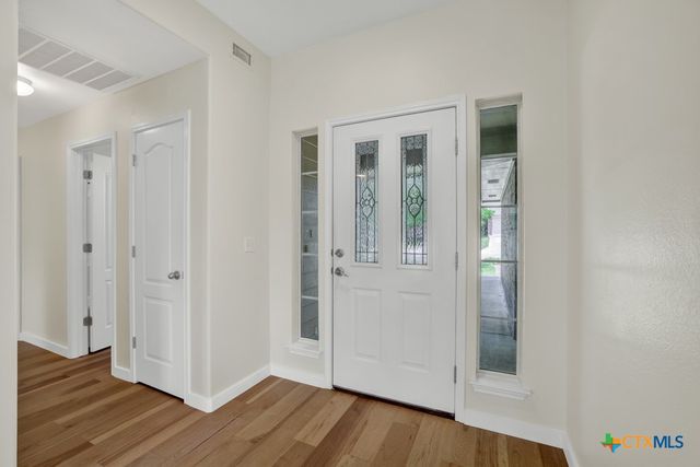 2116 Bentwood Drive, New Braunfels, TX 78130