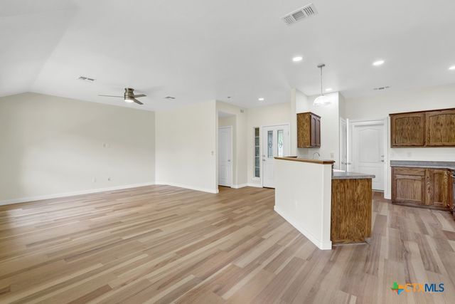 2116 Bentwood Drive, New Braunfels, TX 78130