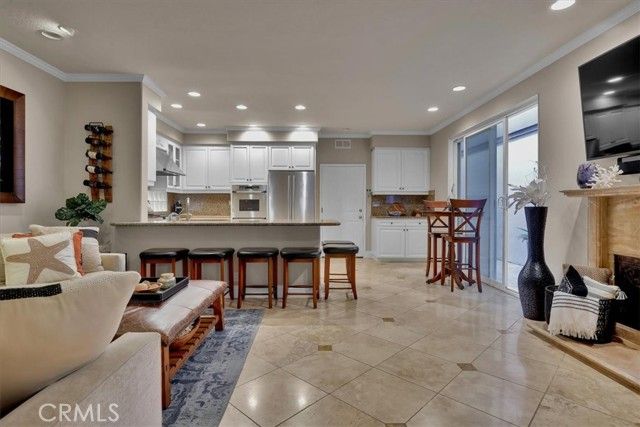 622 22nd, Huntington Beach, CA 92648