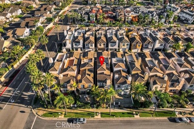 622 22nd, Huntington Beach, CA 92648